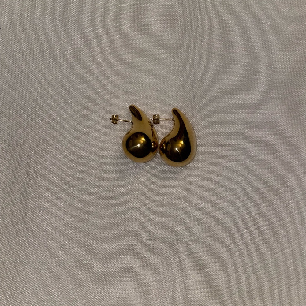 Chic 18K Gold-Plated Teardrop Earrings